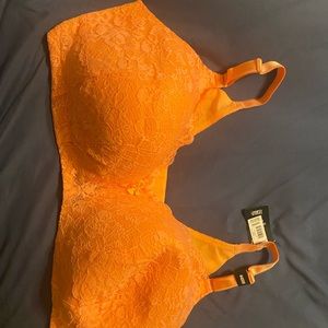 Coral brand new Torrid Curve Bra